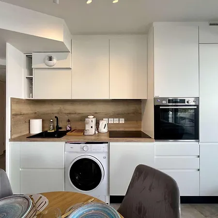 Bel Neuf 4 Pers. Avec Terrasse, Cap D'agde - Fr-1-249-429 Agde